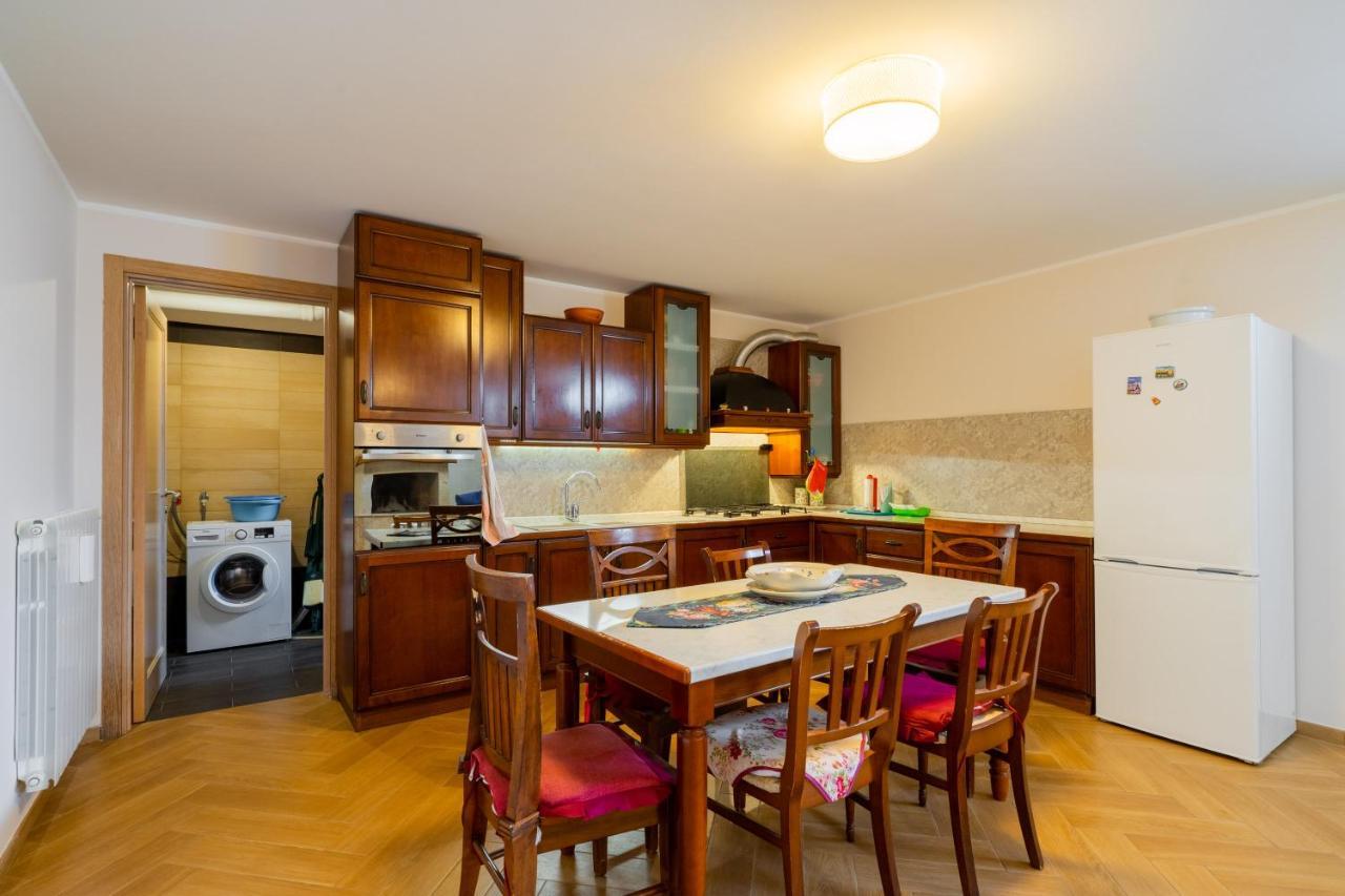 Intera Villa Ad Uso Esclusivo Con 2 Bagni 4 Camere Da Letto,Garage,Giardino,Area Fitness,Lavatrice,Wifi Tuglie Exteriör bild