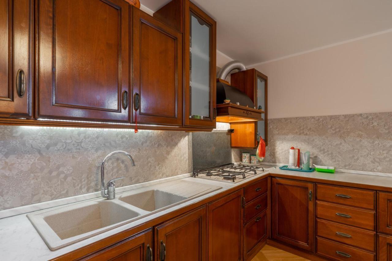 Intera Villa Ad Uso Esclusivo Con 2 Bagni 4 Camere Da Letto,Garage,Giardino,Area Fitness,Lavatrice,Wifi Tuglie Exteriör bild